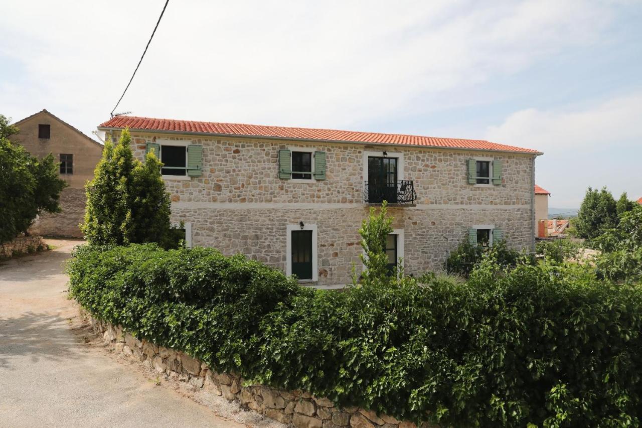 Apartments Tarragon Ugrinici ภายนอก รูปภาพ
